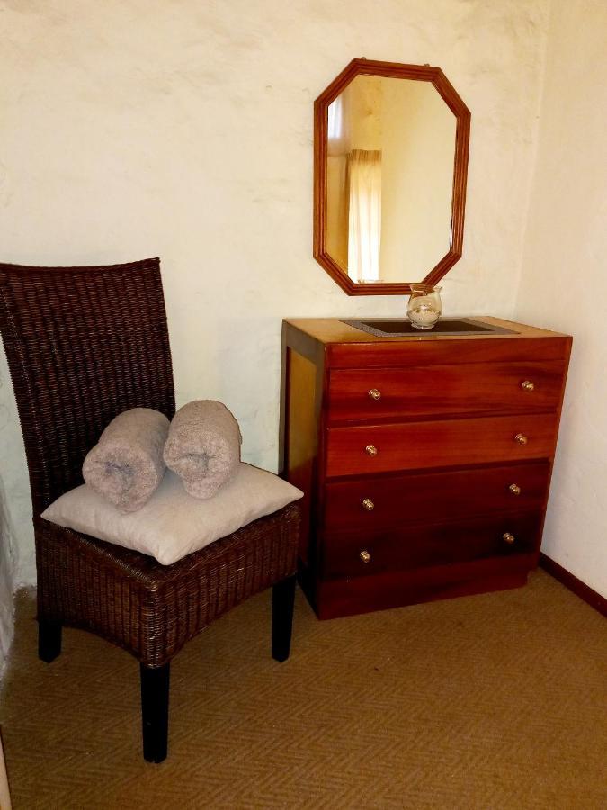 Brentwood Lodge Deneysville エクステリア 写真