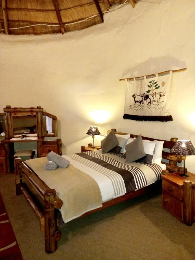 Brentwood Lodge Deneysville エクステリア 写真