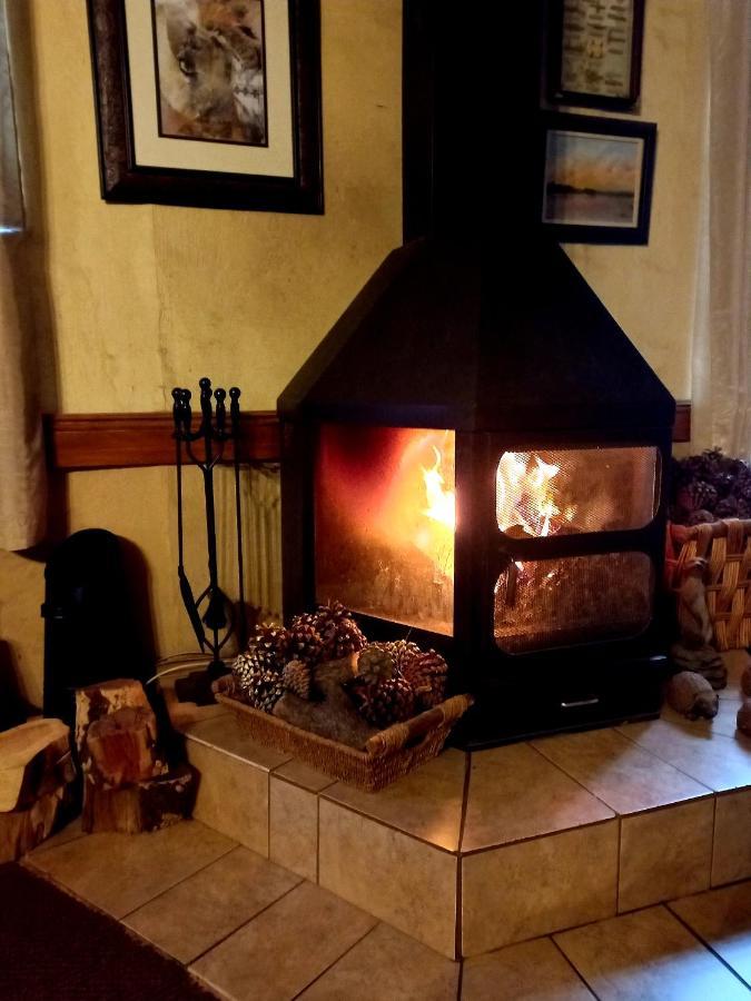 Brentwood Lodge Deneysville エクステリア 写真